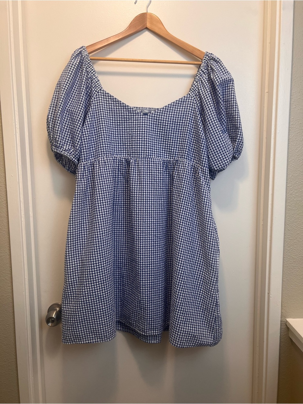 Old Navy Blue and White Gingham Puff Sleeve Mini Dress